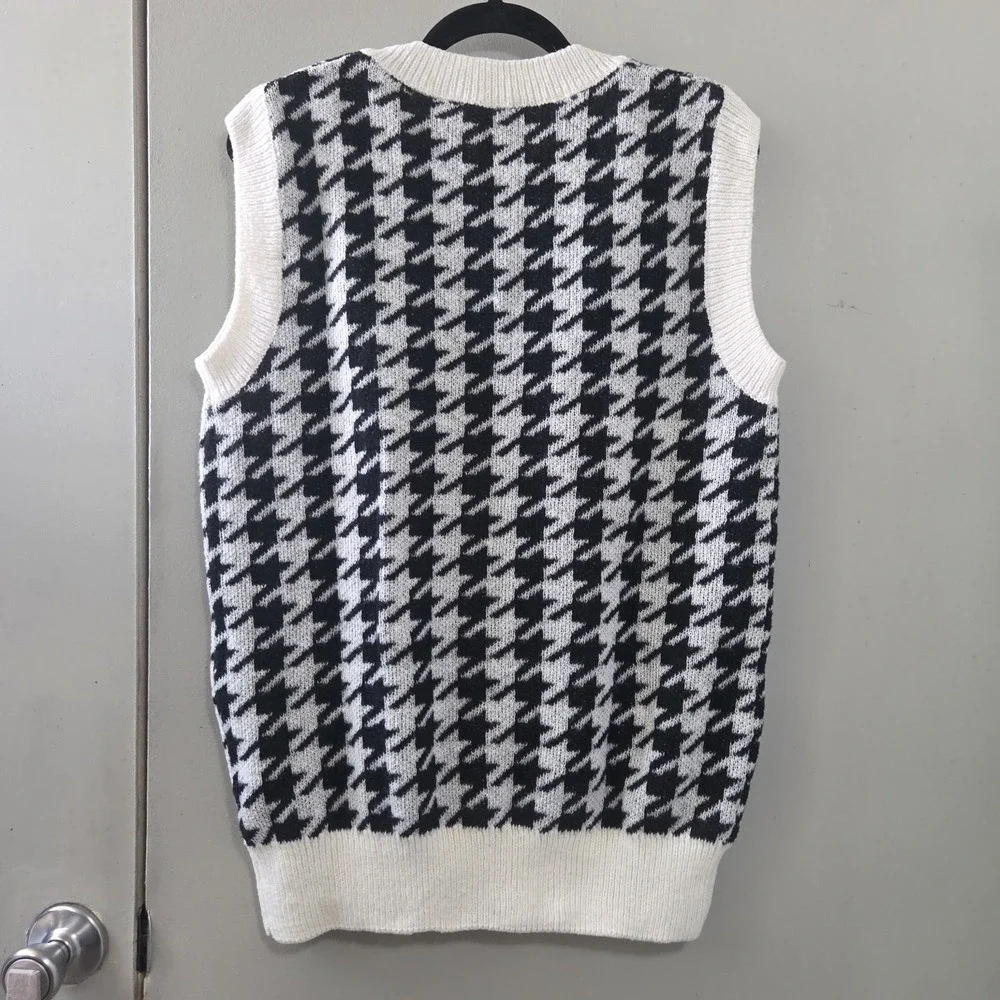Women's L Houndstooth Sweater Vest Black White V Neck Preppy Goth Dark Academia